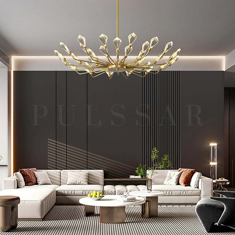 Хрустальная люстра в гостиной: большой подвесной светильник