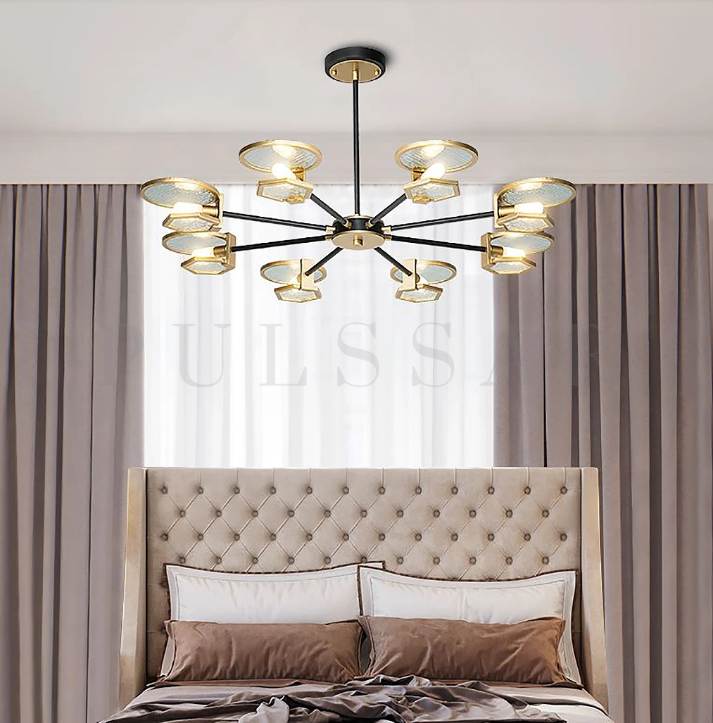 Люстра в спальню в классическом стиле — модель светильника с мягким светом 3000К над кроватью