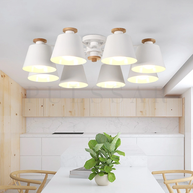 Интерьер кухни с люстрой — потолочная модель в скандинавском стиле