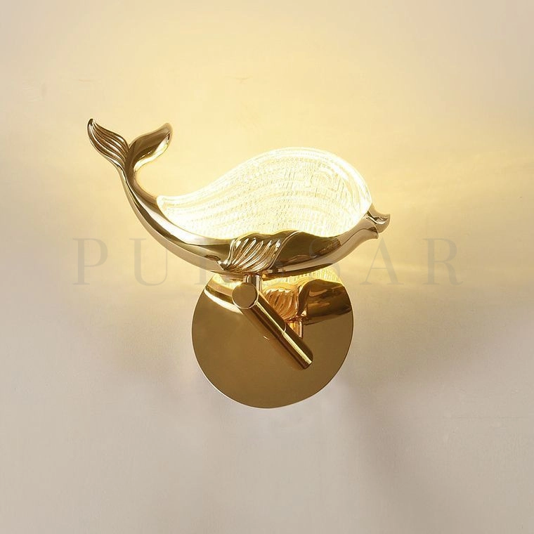 Какой светильник выбрать для ванной комнаты — бра с дельфином