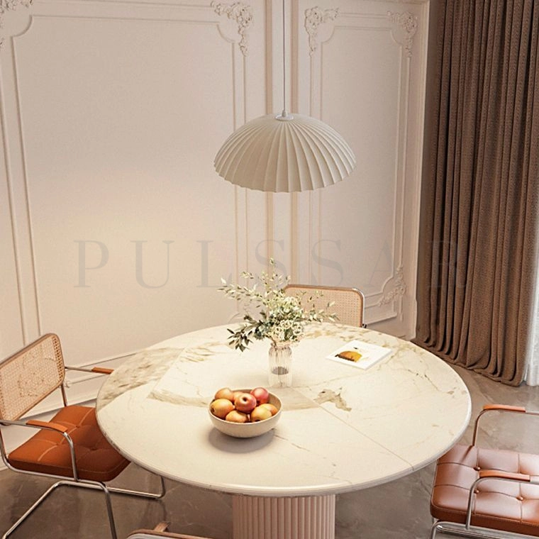 Высота светильника над столом — люстра с плафоном на высоте 70 см над кухонным круглым столом