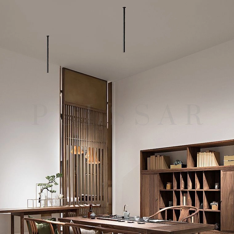 Точечные дизайнерские светильники на потолке в интерьере фото