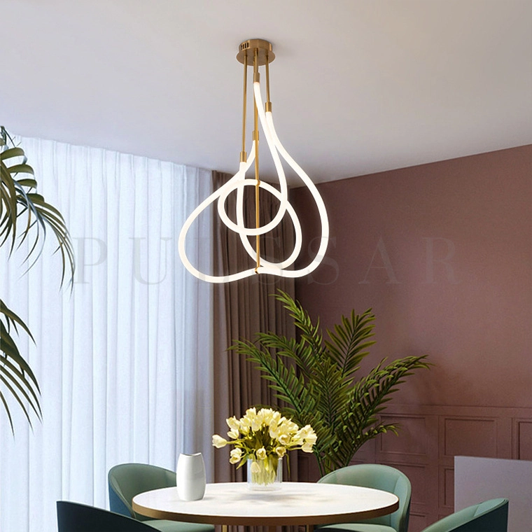 Светильник над столом — подвесная модель с расстоянием 70 см до столешницы фото в интерьере