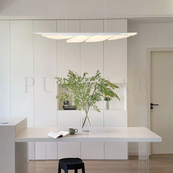 Реечная люстра SACHA