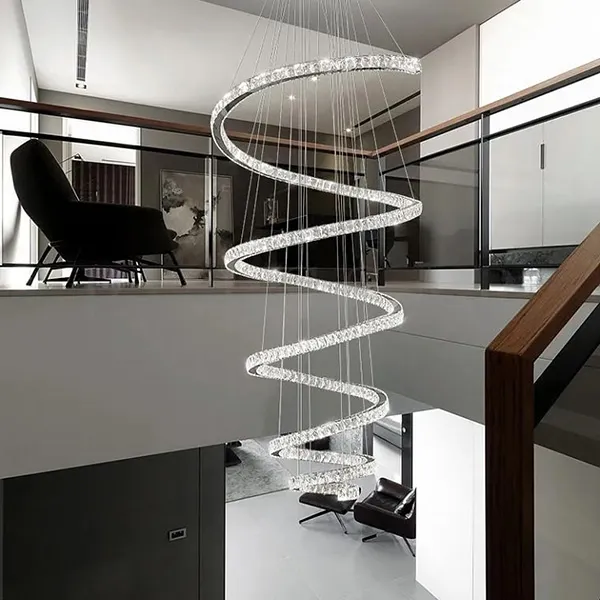 Хрустальная люстра Spiral Neo – спиральный светильник для второго света интерьеров