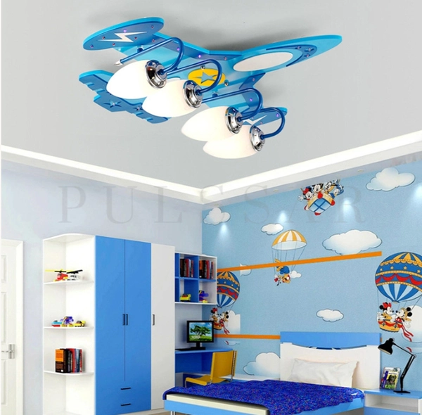 Светодиодная люстра в виде самолёта в интерьере детской Дизайнерские люстры в детскую: топ-10 тренды 2025-2026