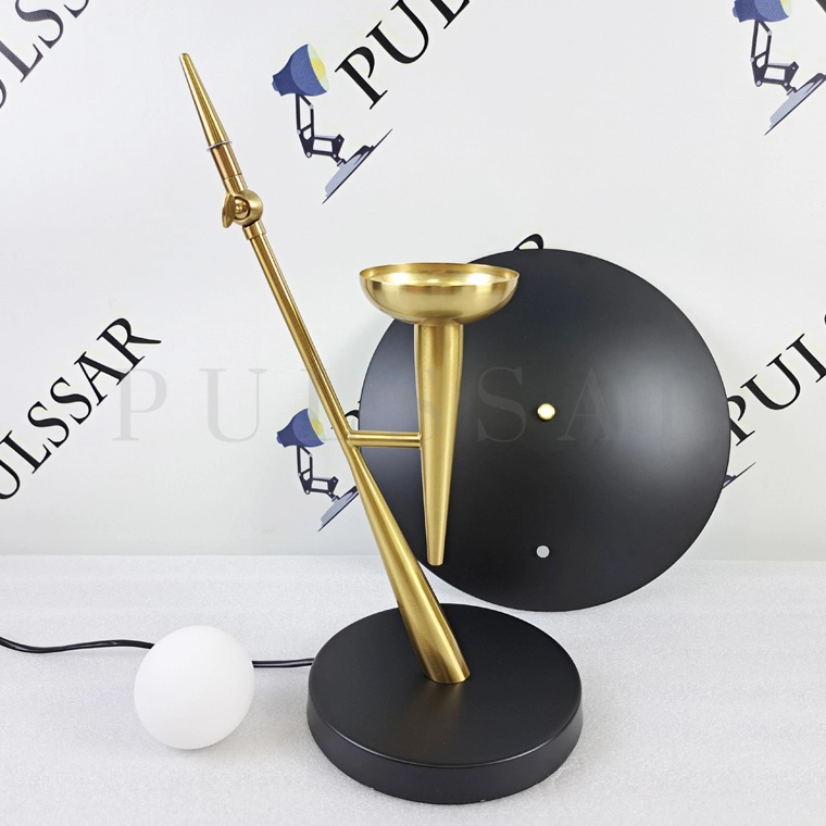 Настольная лампа LAGERDA