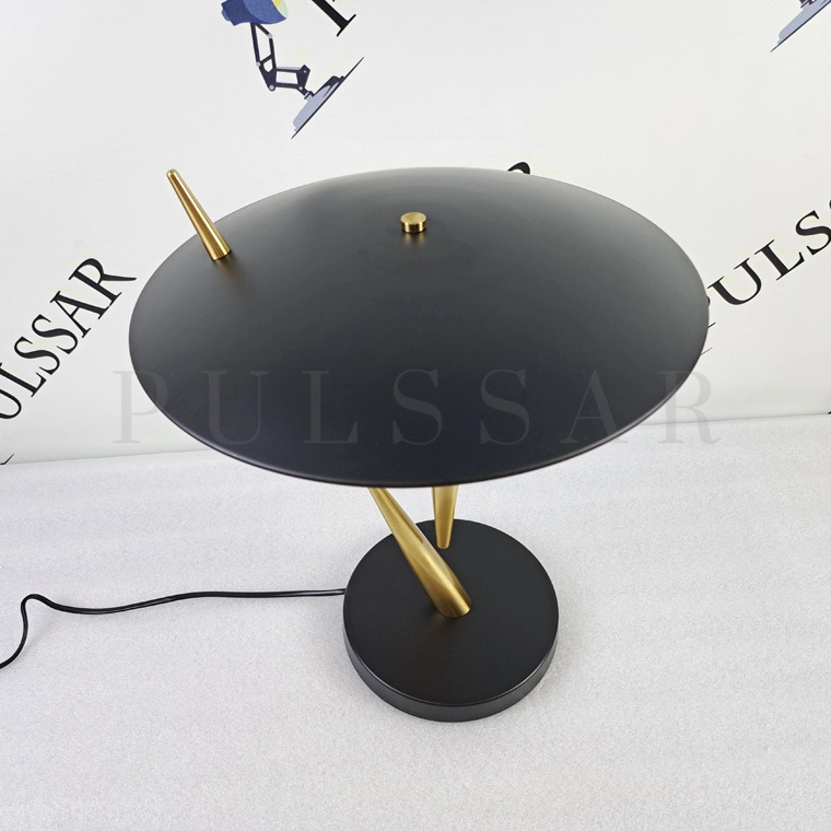 Настольная лампа LAGERDA