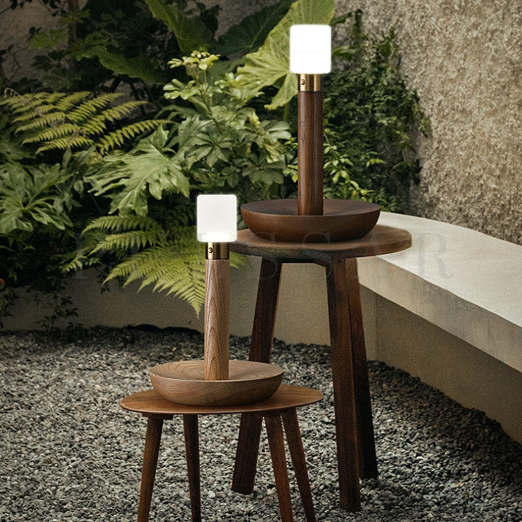 Настольная лампа ALMOST TAB