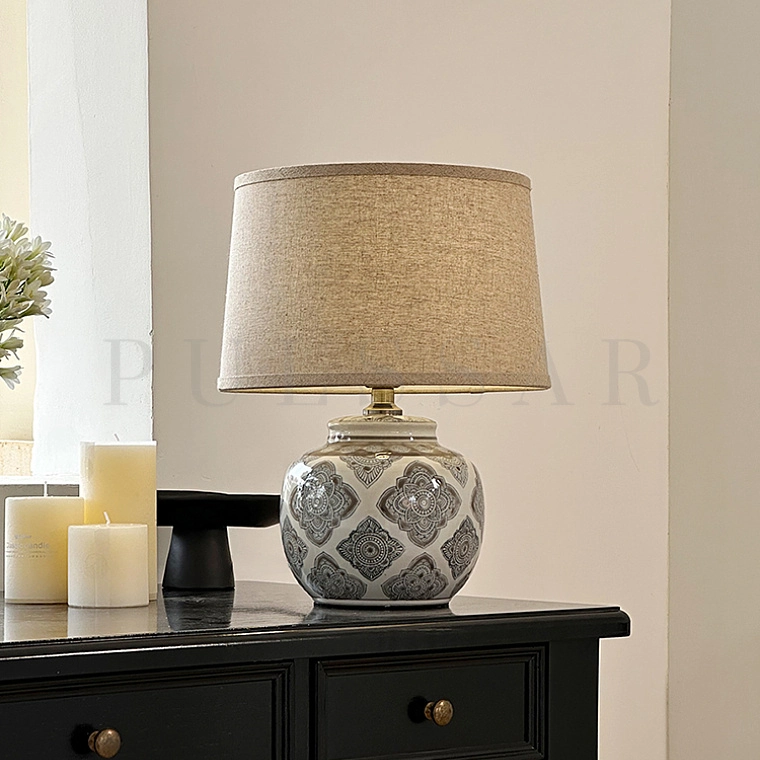 Настольная лампа HAGINURI