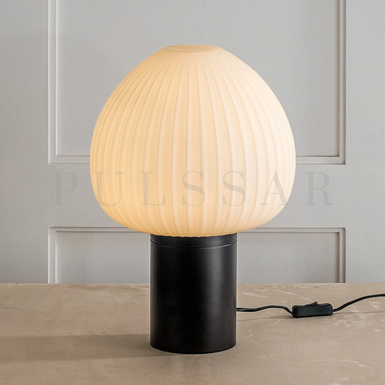 Настольная лампа VICCI