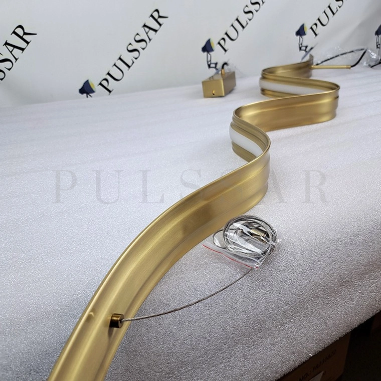 Реечная люстра ZEUS