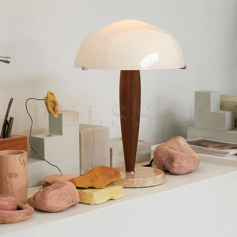 Настольная лампа SOLUS