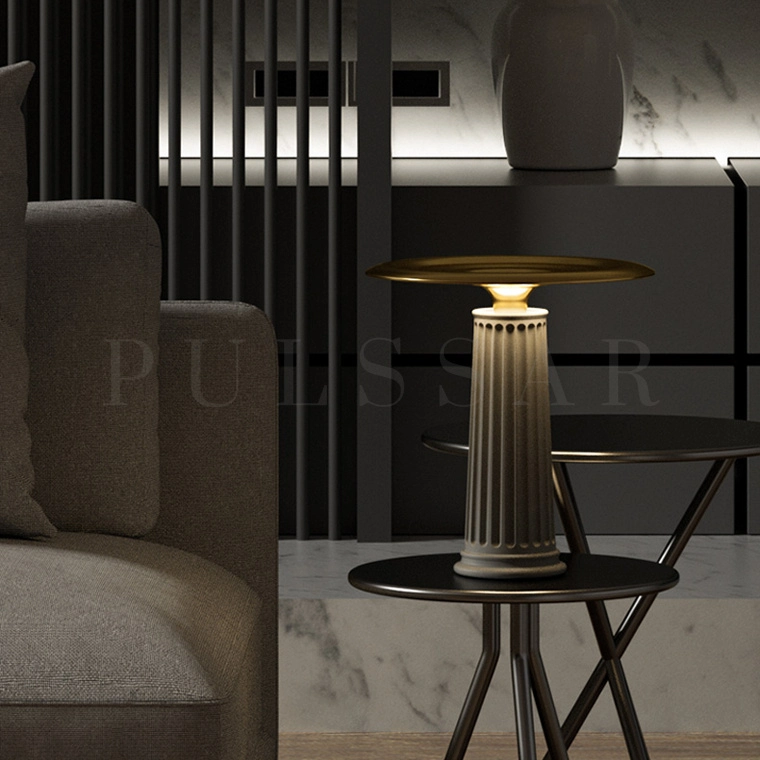 Настольная лампа CASTOR