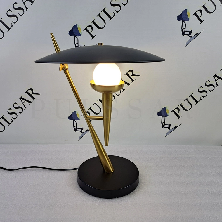 Настольная лампа LAGERDA