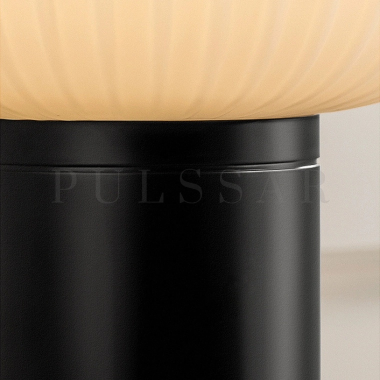 Настольная лампа VICCI