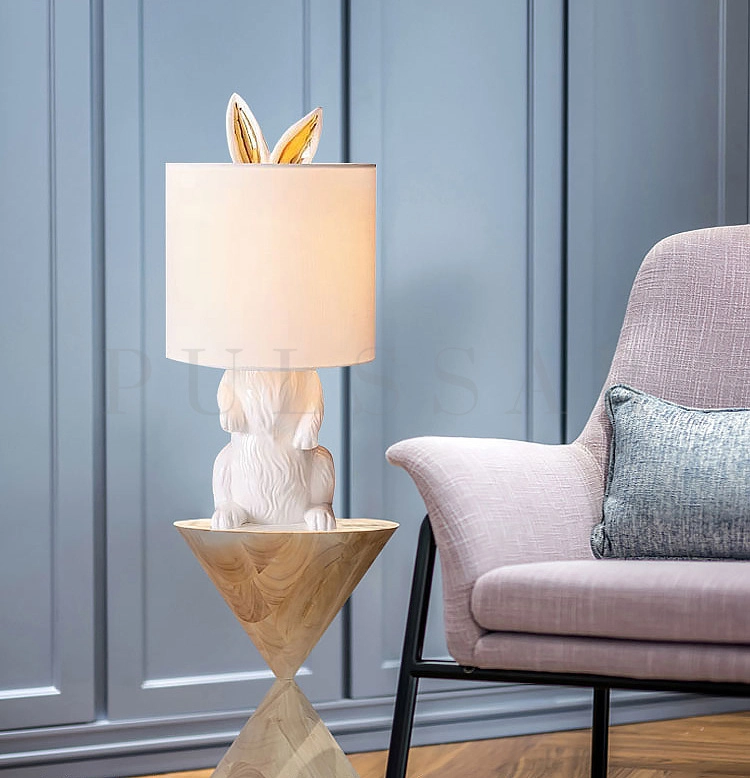 Настольная лампа WHITE RABBIT