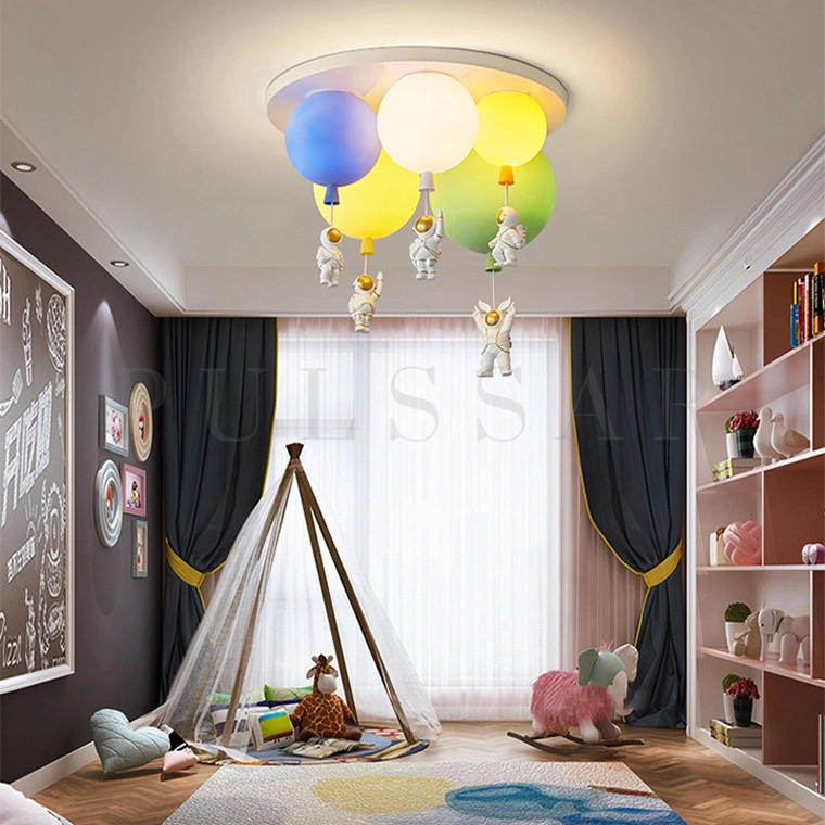 Потолочная люстра MERCURY MORE