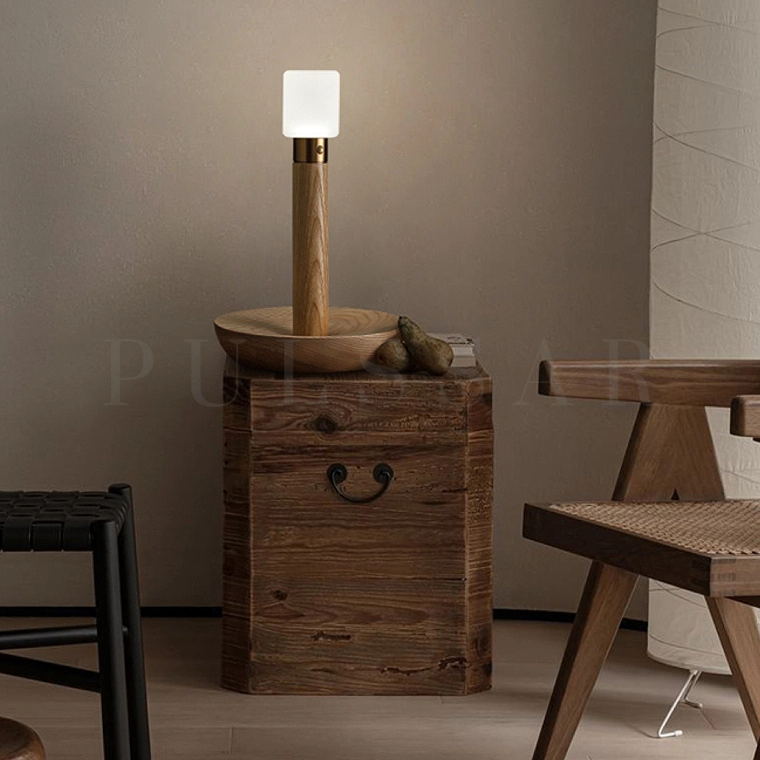 Настольная лампа ALMOST TAB