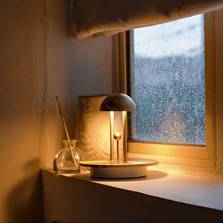 Настольная лампа FIRTH