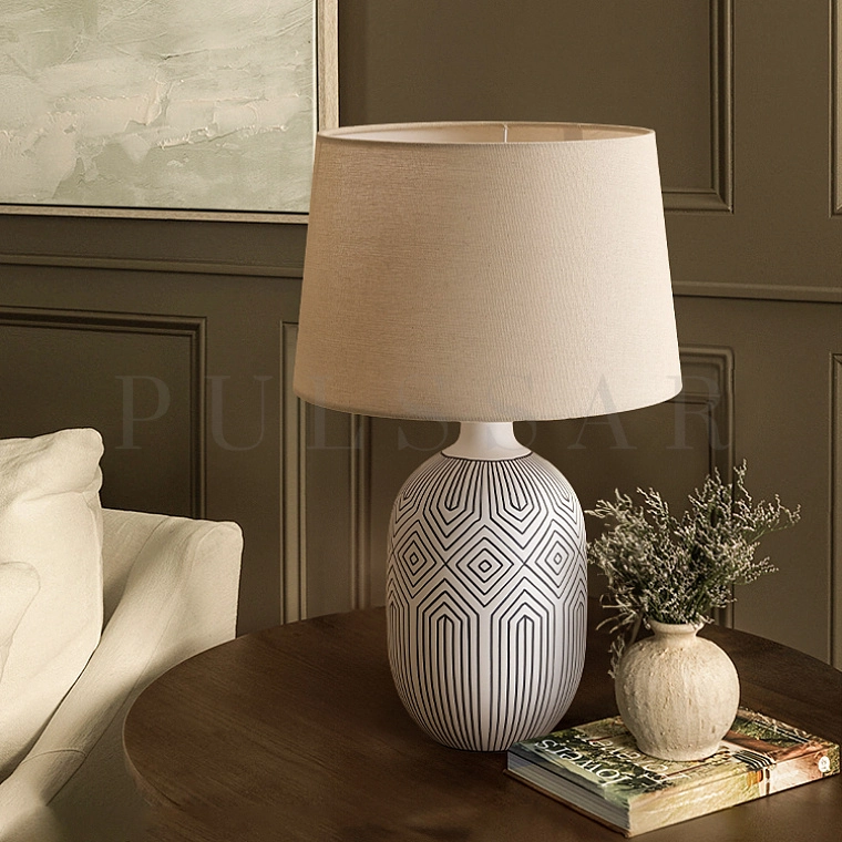 Настольная лампа KUROHAKU