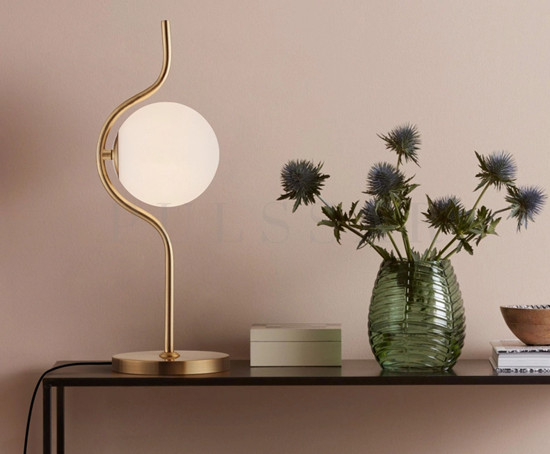 Настольная лампа WELLIG TAB