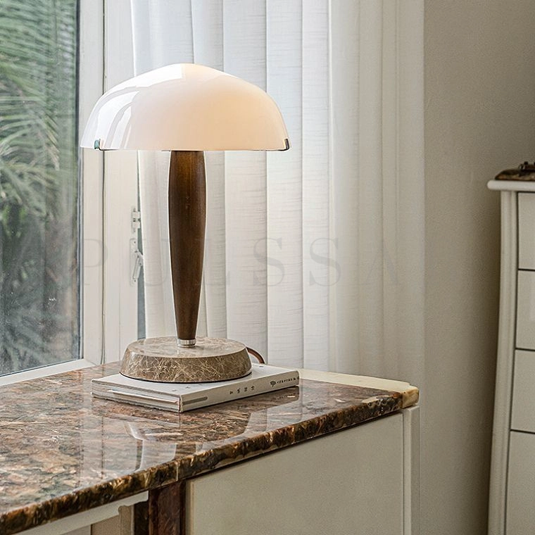 Настольная лампа SOLUS