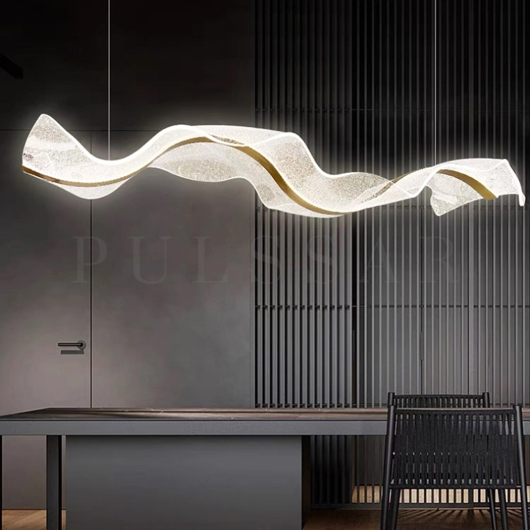 Реечная люстра LARSERIC