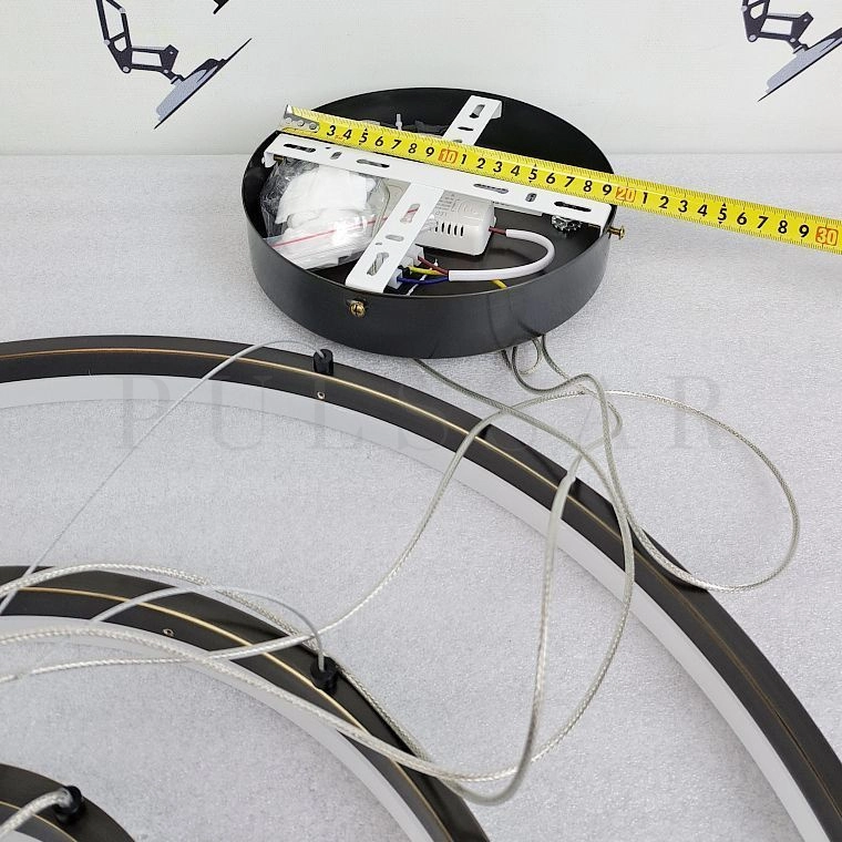 Кольцевая люстра CRUISE BLACK LUX