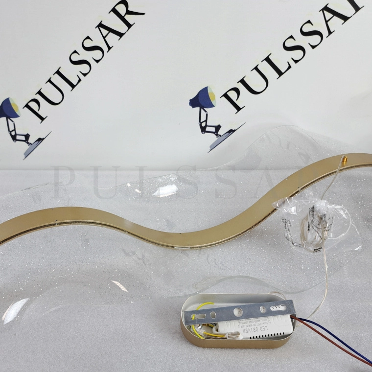 Реечная люстра LARSERIC