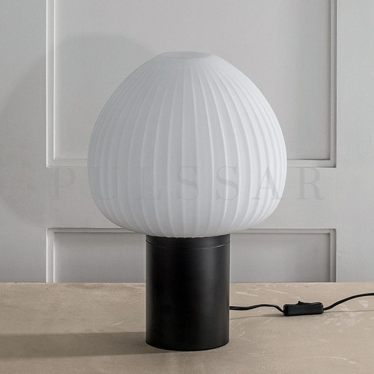 Настольная лампа VICCI