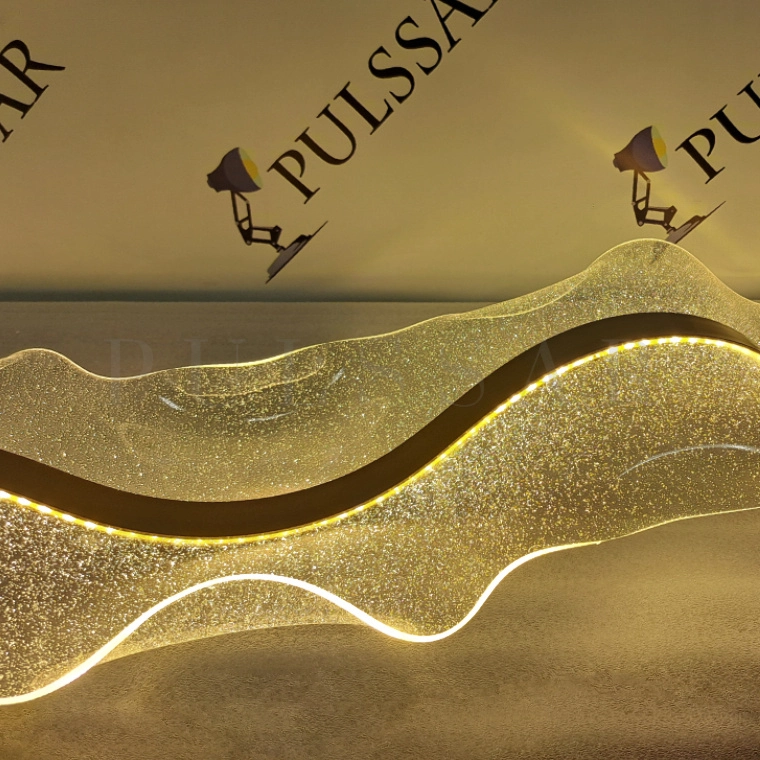 Реечная люстра LARSERIC