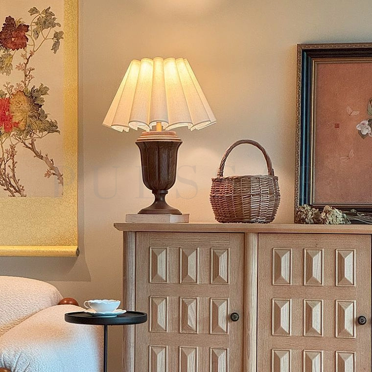 Настольная лампа CALICE