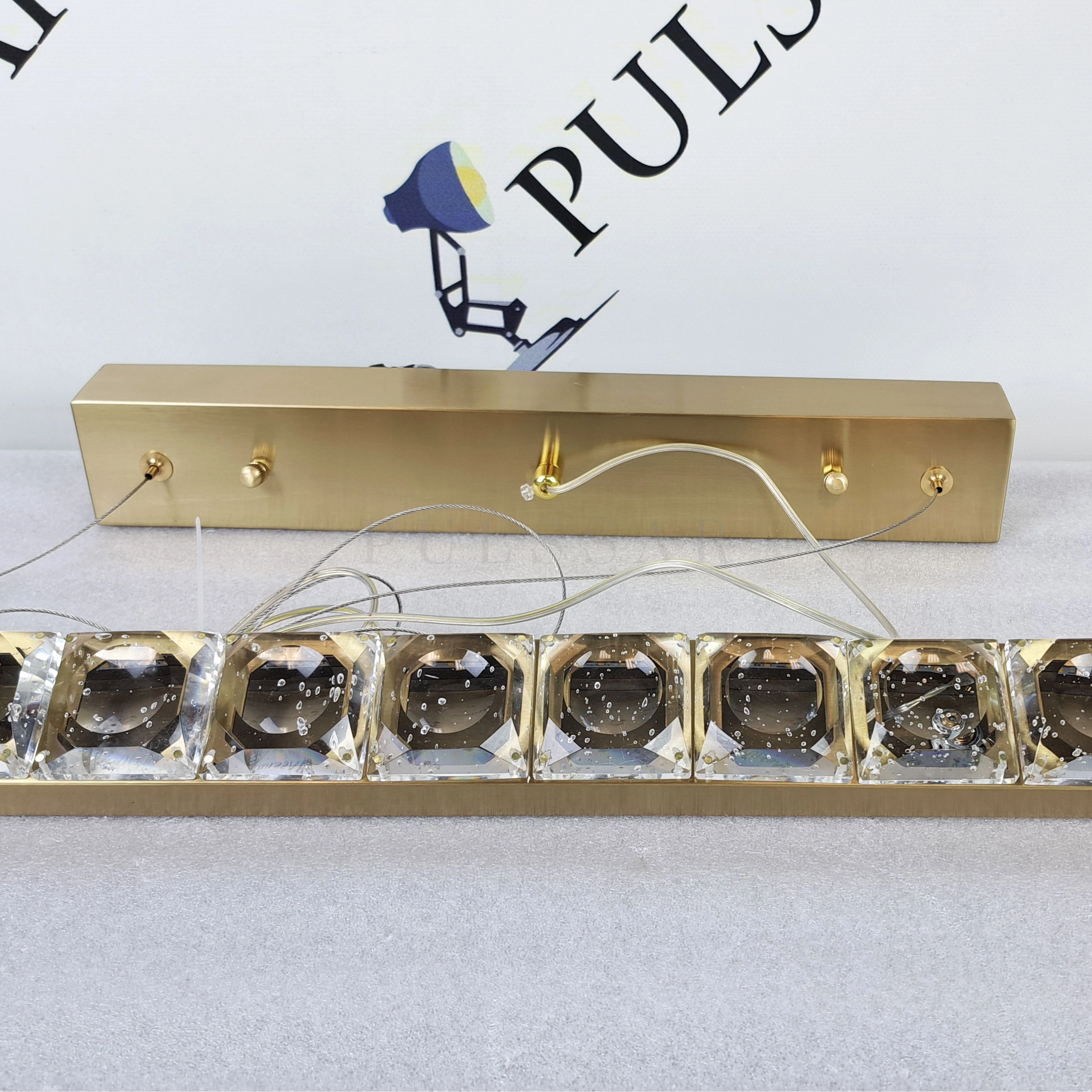 Реечная люстра ADELISA LONG