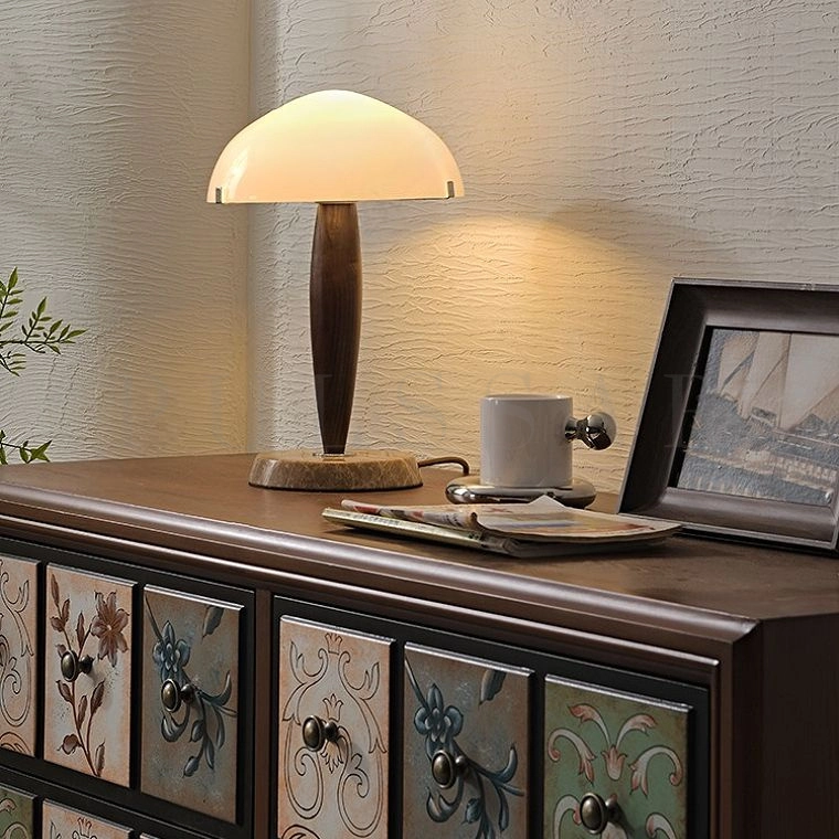 Настольная лампа SOLUS