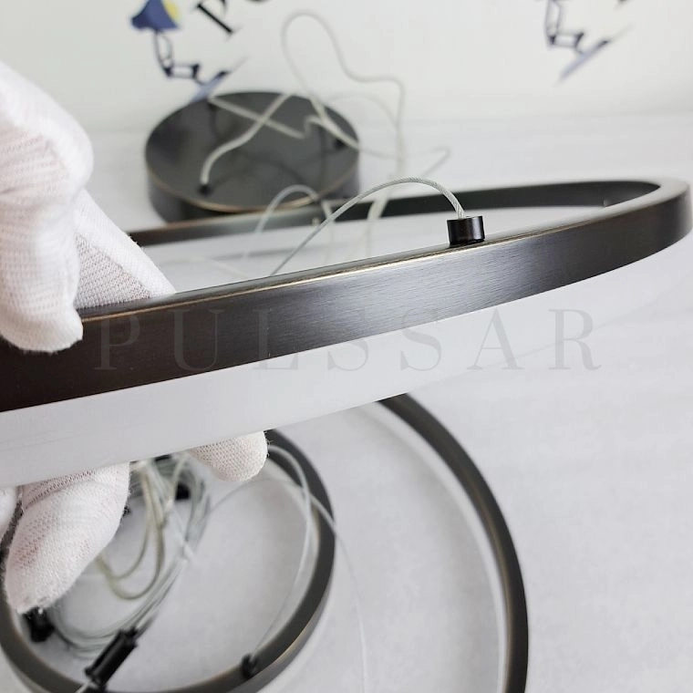 Кольцевая люстра CRUISE BLACK LUX