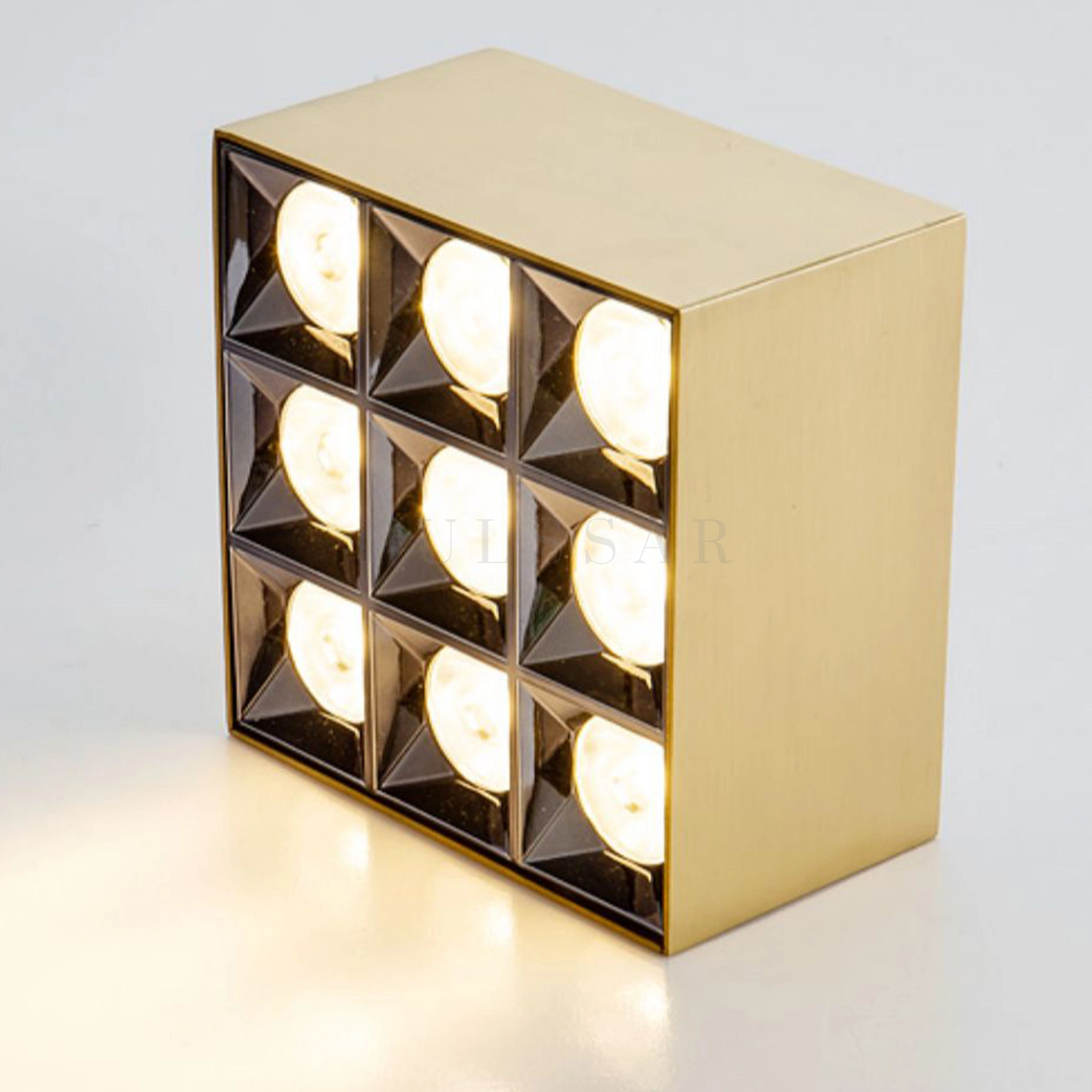 Точечный светильник CUP