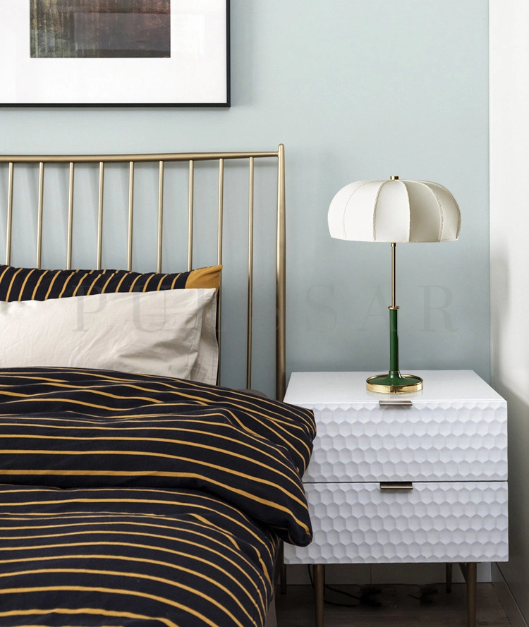 Настольная лампа AMBRA