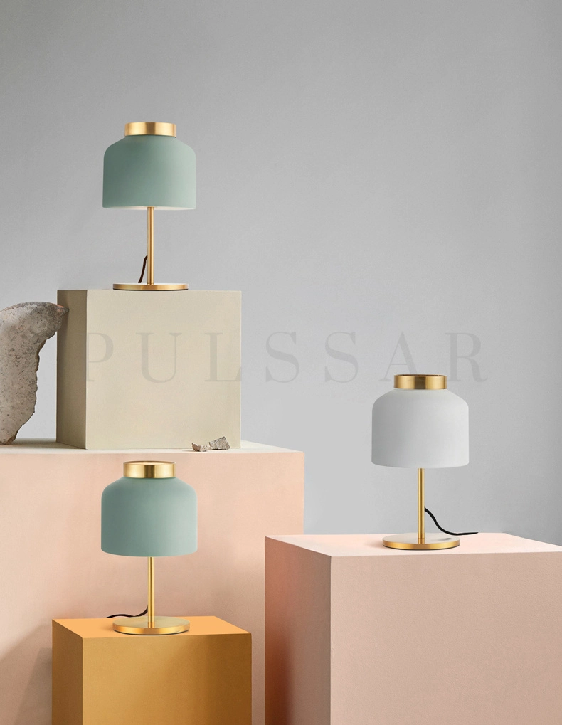 Настольная лампа REIT