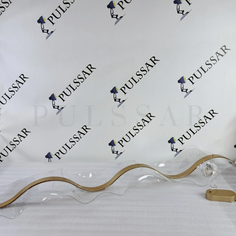 Реечная люстра LARSERIC