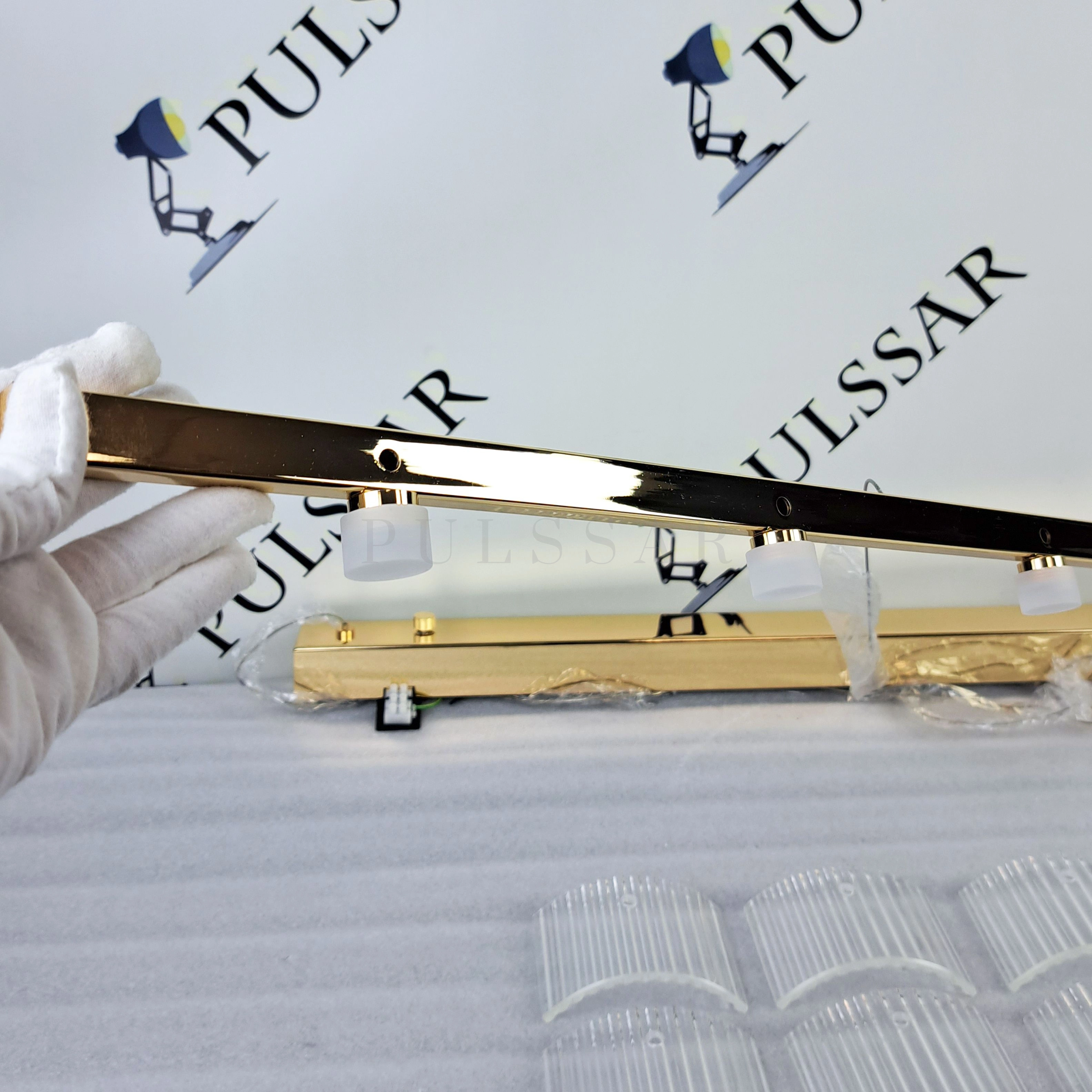 Реечная люстра NICOLETTA LONG